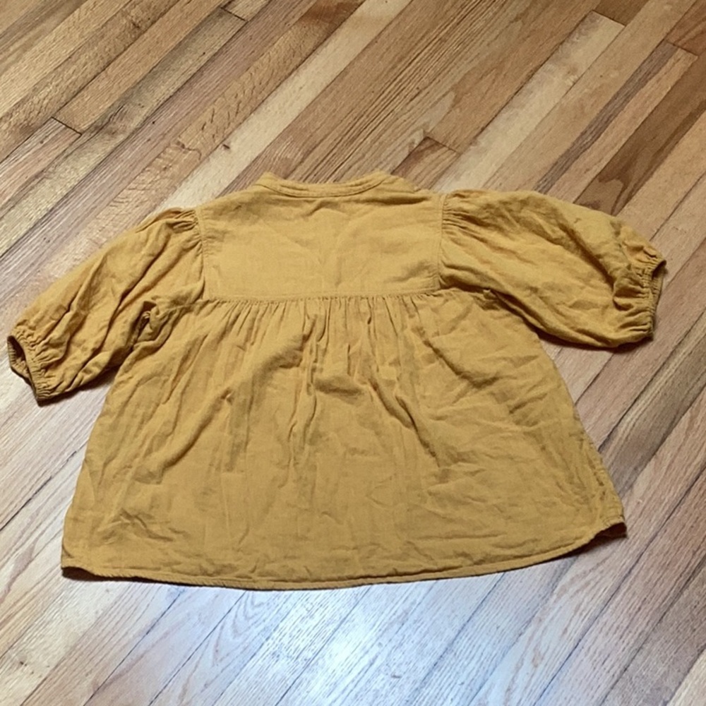 Loup Grace Cotton Button Front Top in Canary Size large - Picture 6 of 11
